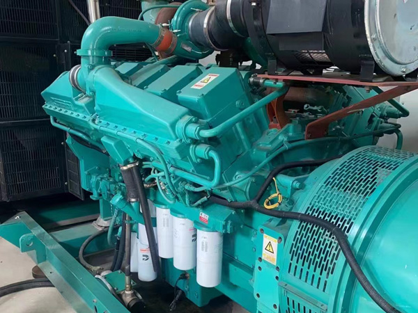 衢江更换100kW柴油发电机组机油时，需要注意哪些事项？